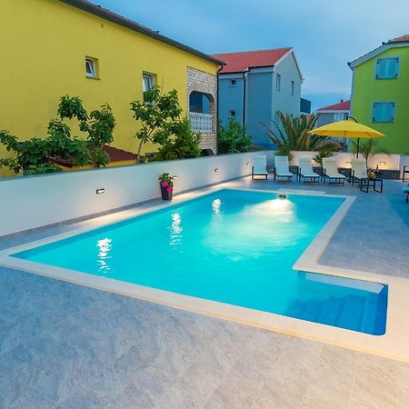 Lucky Luke Pool Apartments 노바야 외부 사진