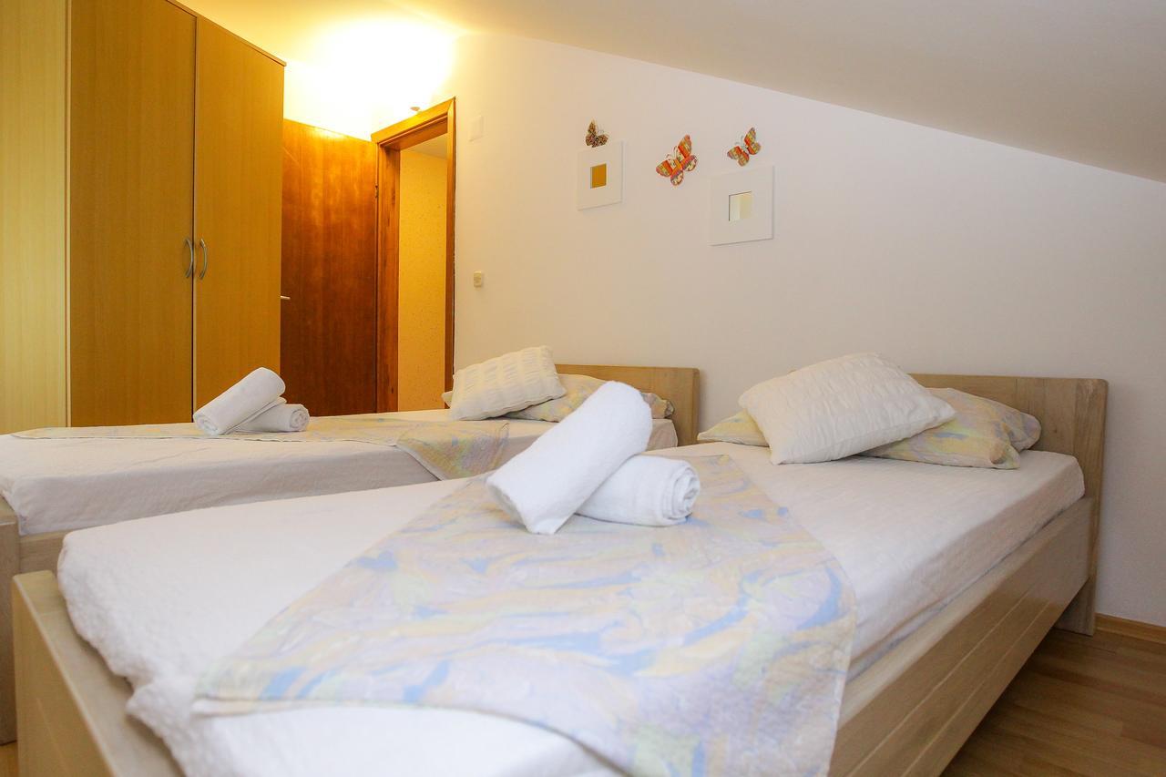 Lucky Luke Pool Apartments 노바야 외부 사진