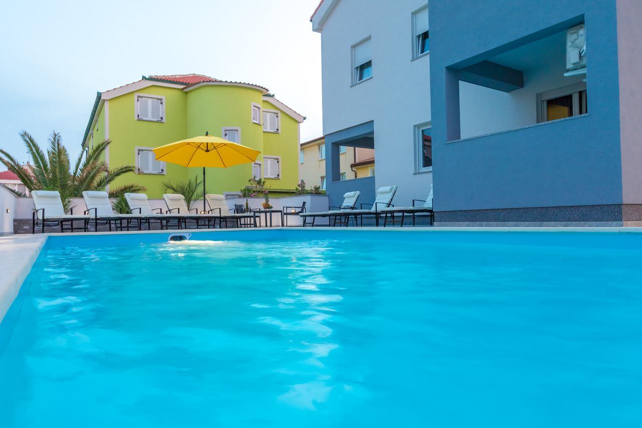 Lucky Luke Pool Apartments 노바야 외부 사진